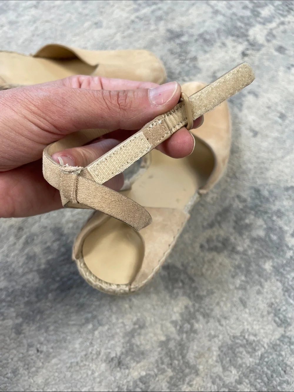 New Vince Cecilia Ankle Strap Espadrille Wedge Beige Suede Sz 9